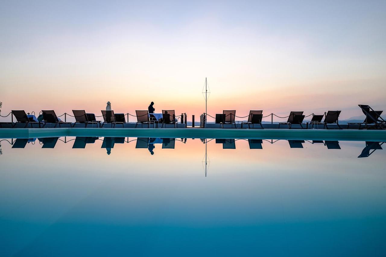 Aqva Boutique Hotel (Adults Only) ซีร์มิโอเน ภายนอก รูปภาพ