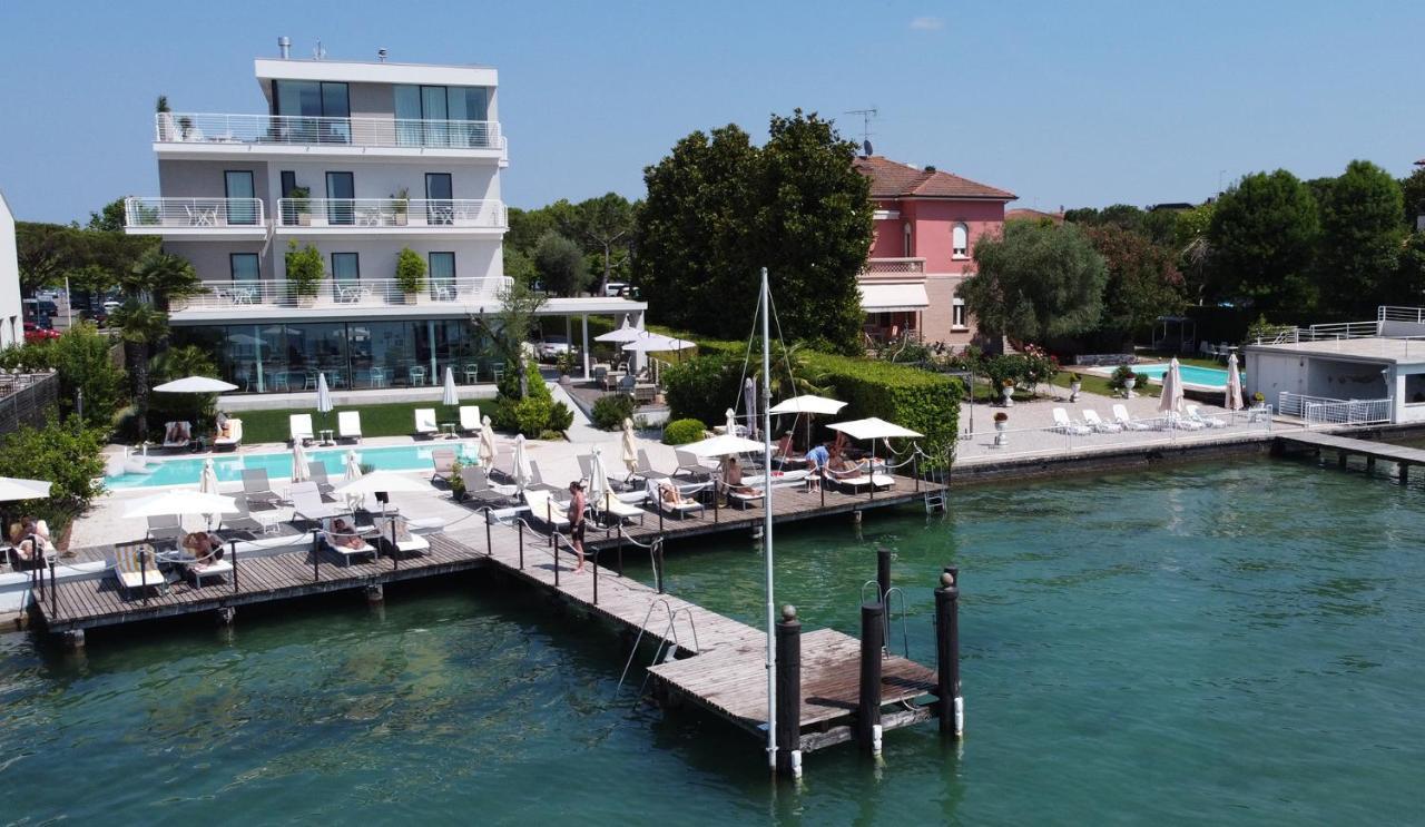 Aqva Boutique Hotel (Adults Only) ซีร์มิโอเน ภายนอก รูปภาพ
