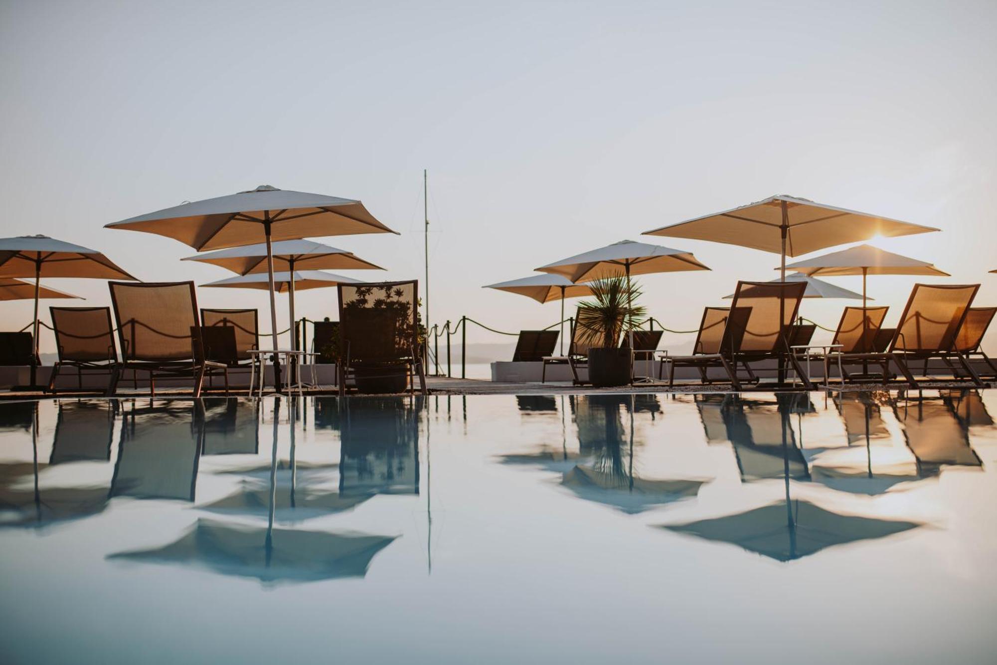 Aqva Boutique Hotel (Adults Only) ซีร์มิโอเน ภายนอก รูปภาพ