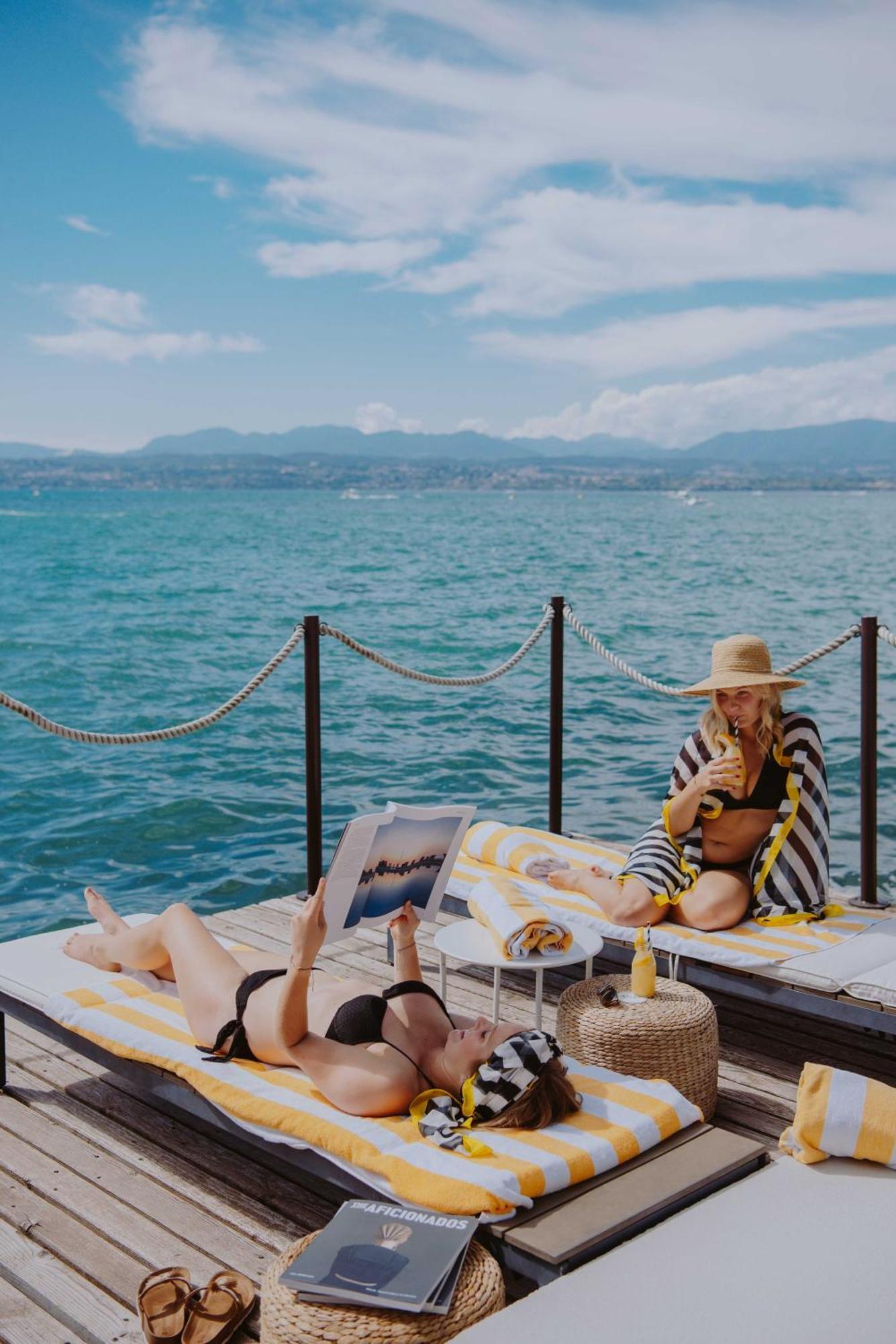 Aqva Boutique Hotel (Adults Only) ซีร์มิโอเน ภายนอก รูปภาพ
