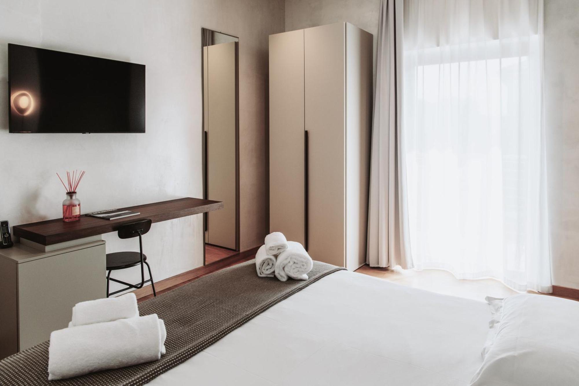 Aqva Boutique Hotel (Adults Only) ซีร์มิโอเน ภายนอก รูปภาพ