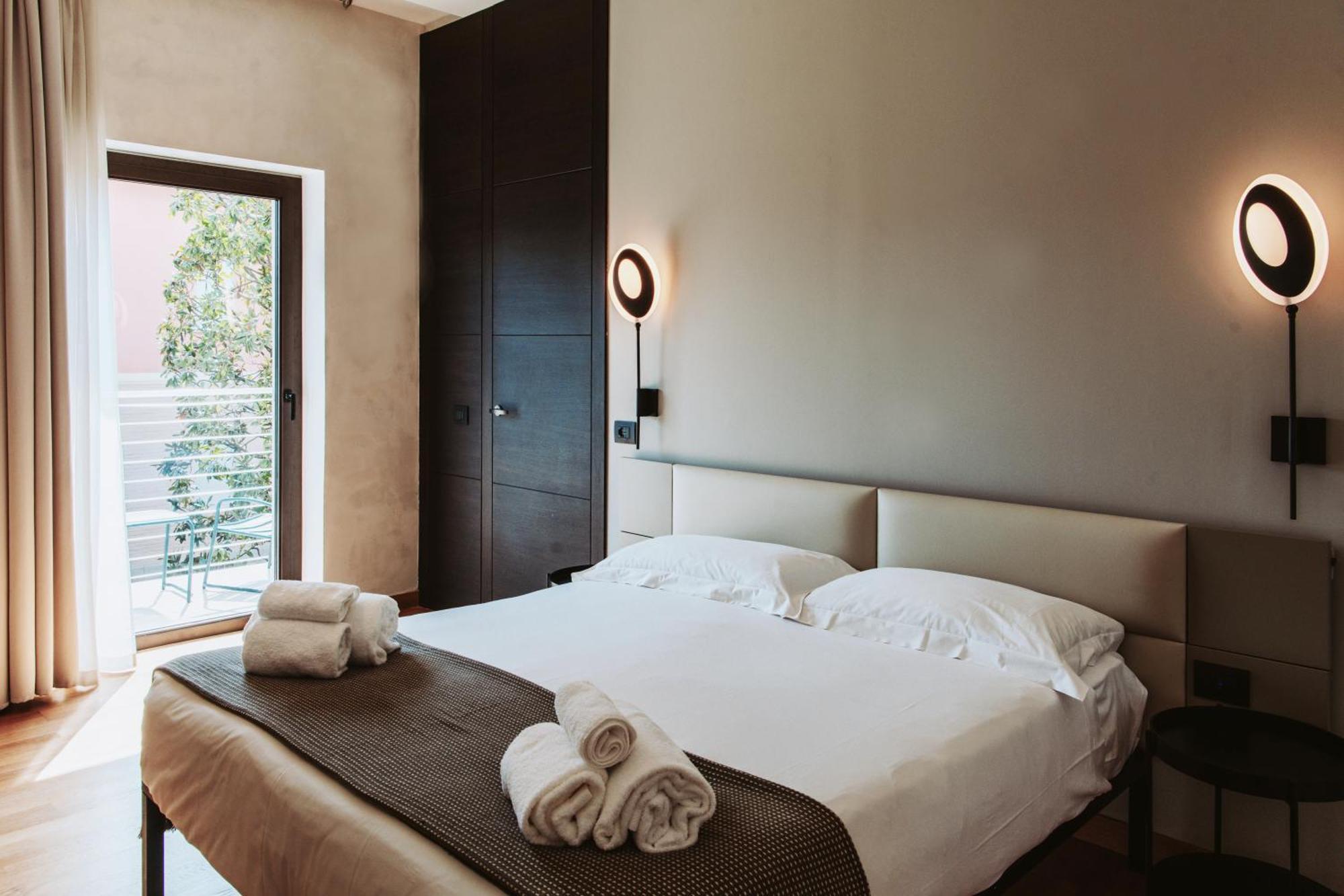 Aqva Boutique Hotel (Adults Only) ซีร์มิโอเน ภายนอก รูปภาพ